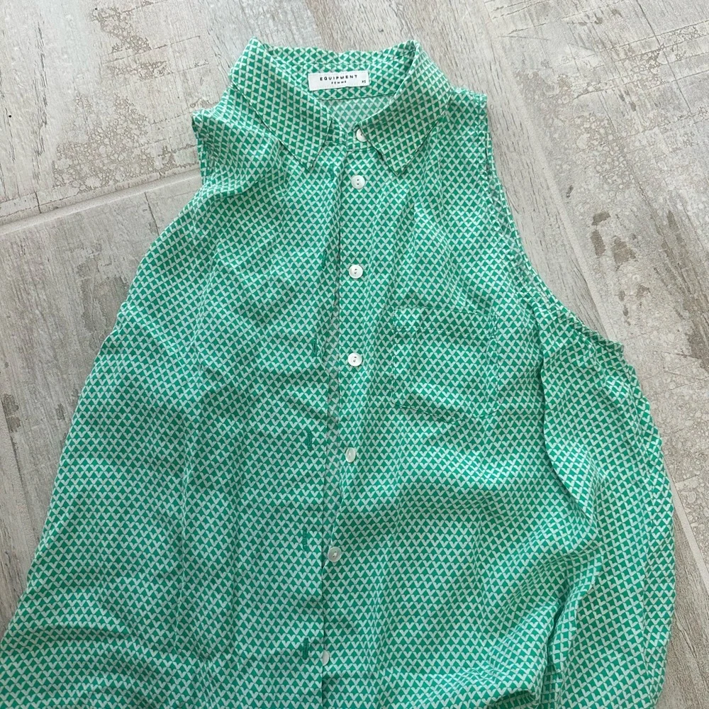 Equipment Green Patterned Blouse - Picture 2 of 3